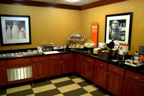 Hampton Inn & Suites Springfield SW - image 2
