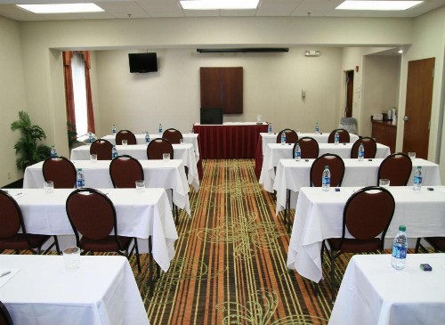 Hampton Inn & Suites Springfield SW - image 5