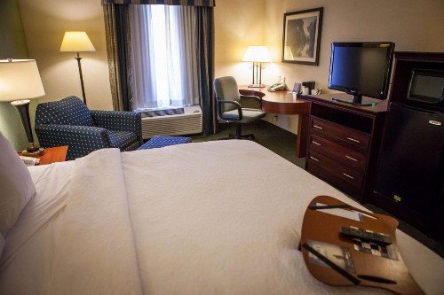 Hampton Inn & Suites Springfield SW - image 6