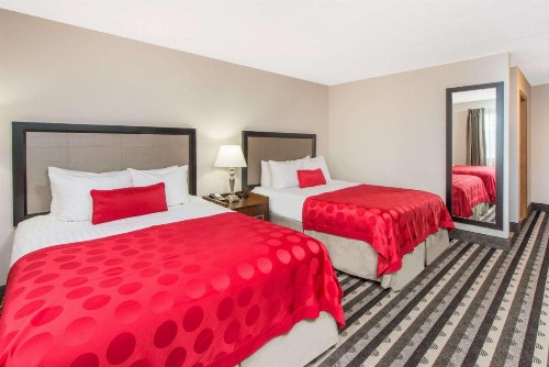 Ramada by Wyndham Springfield North - image 23