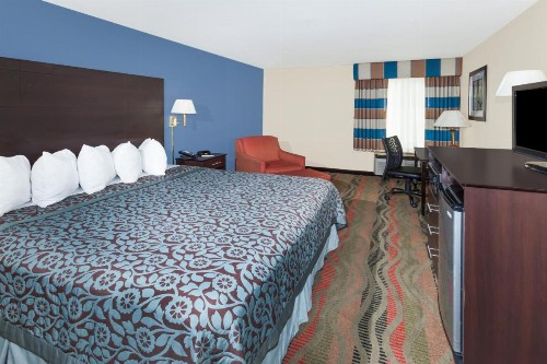 Days Inn by Wyndham Springfield - image 25