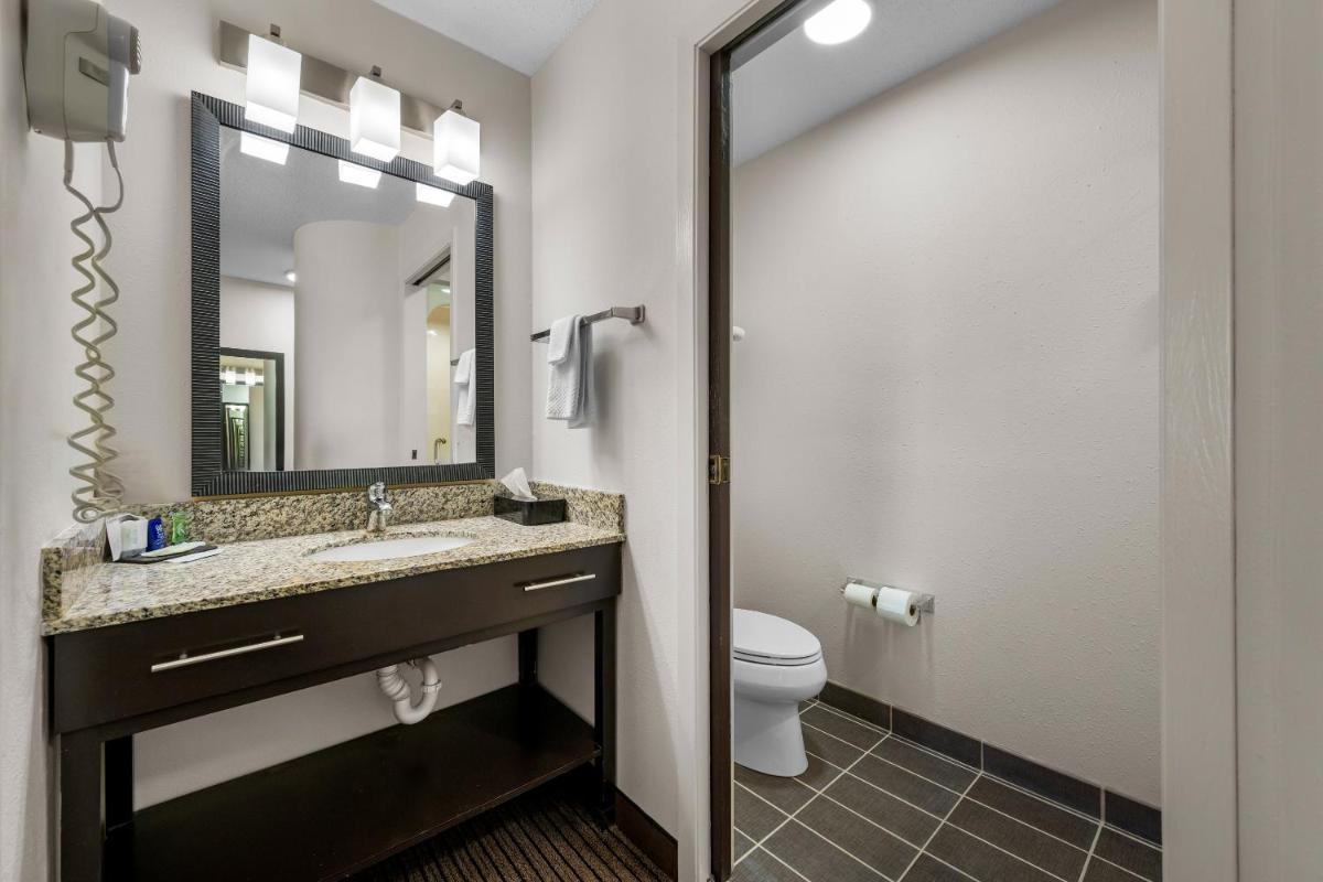 Sleep Inn Springfield West - image 6