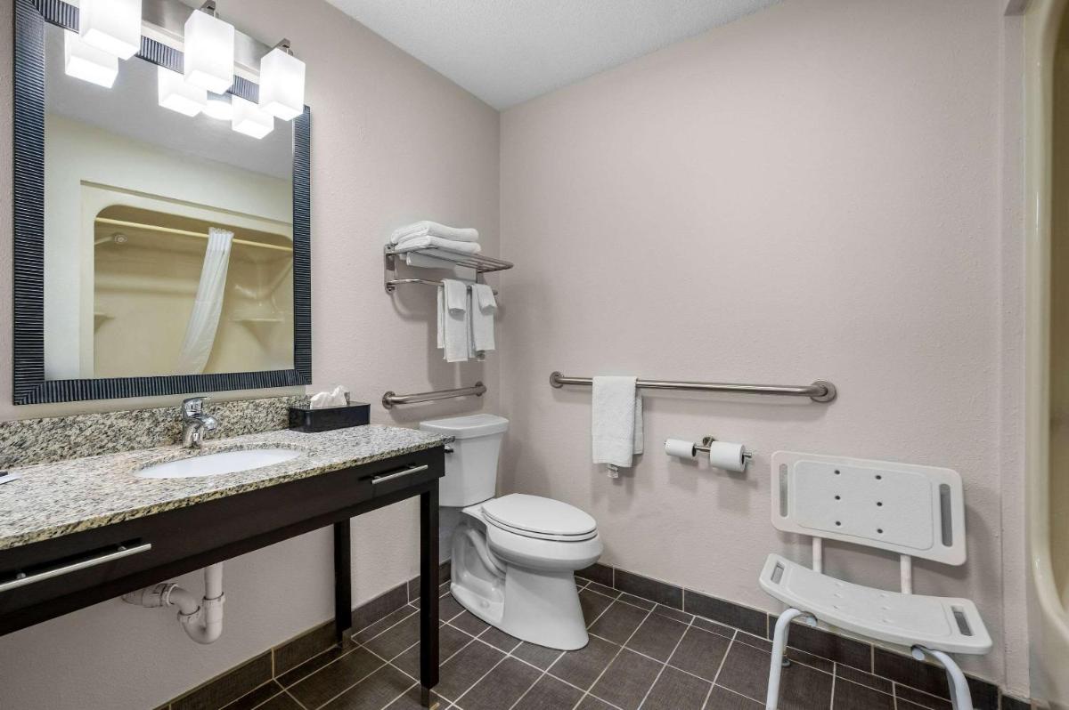 Sleep Inn Springfield West - image 7