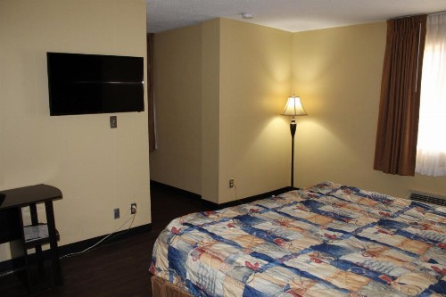 Mansion View Inn & Suites - image 32