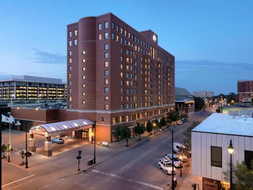 President Abraham Lincoln - A Doubletree by Hilton Hotel - image 1