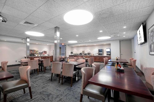 State House Inn - image 20