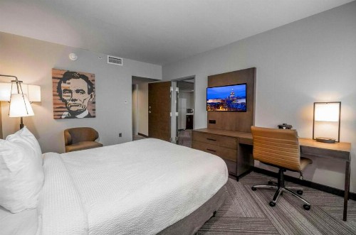 State House Inn - image 31