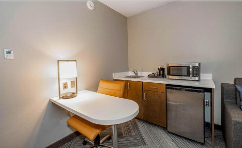 State House Inn - image 35