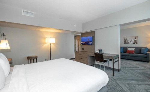 State House Inn - image 41