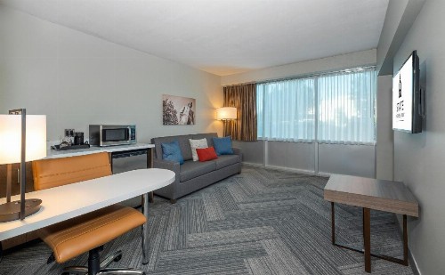 State House Inn - image 45
