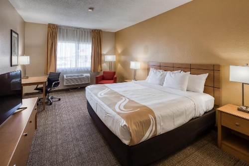 Quality Inn & Suites Springfield - image 10