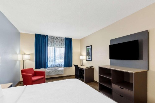 Quality Inn & Suites Springfield - image 13