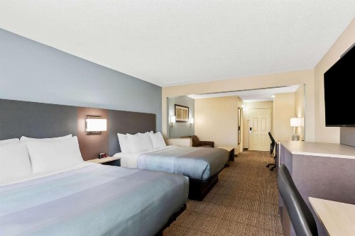 Quality Inn & Suites Springfield - image 24