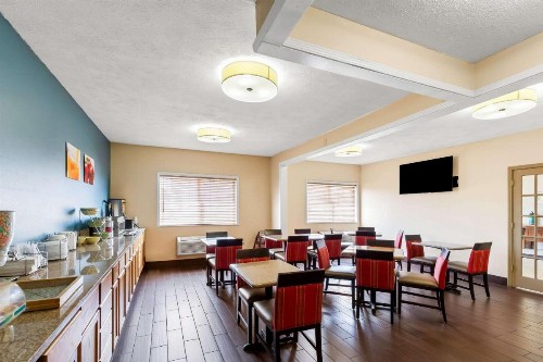 Quality Inn & Suites Springfield - image 35