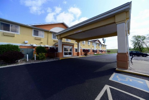 Quality Inn & Suites Springfield - image 37