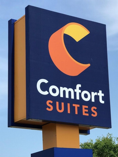 Comfort Suites near Route 66
