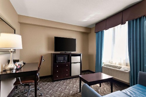 Comfort Inn & Suites Springfield I-55 - image 21