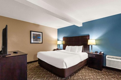 Comfort Inn & Suites Springfield I-55 - image 25