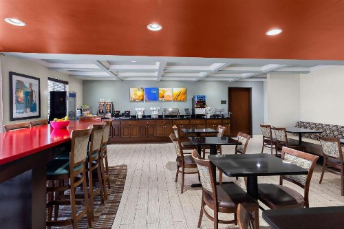 Comfort Inn & Suites Springfield I-55 - image 45