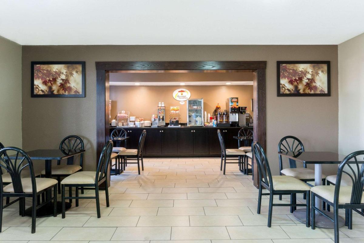 Super 8 by Wyndham Springfield East - image 6