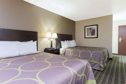 Super 8 by Wyndham Springfield East - image 7