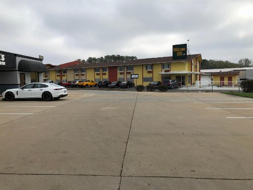Midtown Inn - image 11