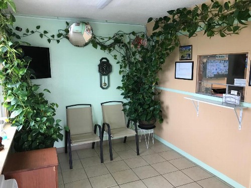 Midtown Inn - image 17