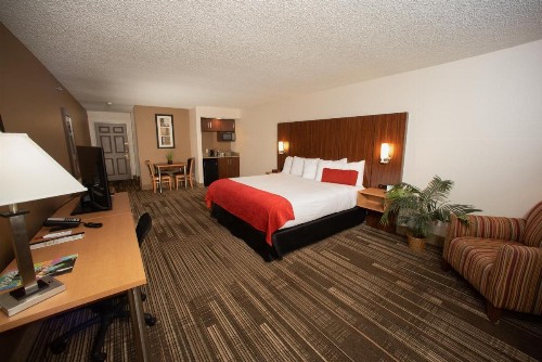Northfield Inn Suites and Conference Center - image 15