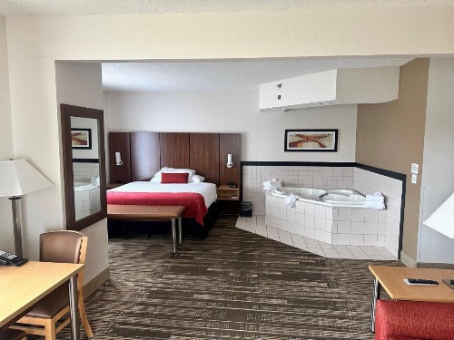Northfield Inn Suites and Conference Center - image 33