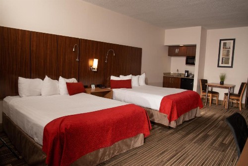 Northfield Inn Suites and Conference Center - image 45