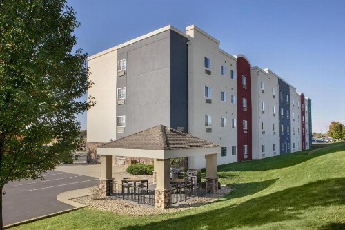 Candlewood Suites Springfield - image 24