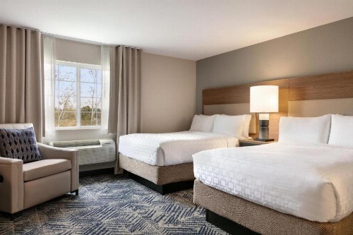 Candlewood Suites Springfield - image 29