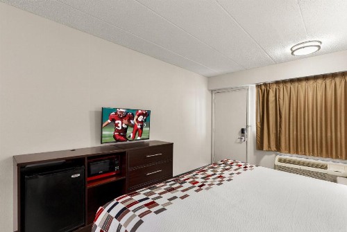 Red Roof Inn Springfield IL - image 22