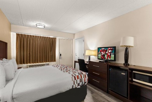 Red Roof Inn Springfield IL - image 24