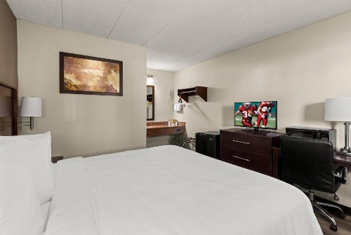 Red Roof Inn Springfield IL - image 27