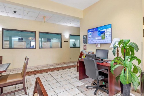 Best Western Clearlake Plaza - image 16