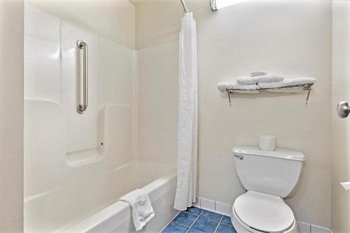 Best Western Clearlake Plaza - image 19
