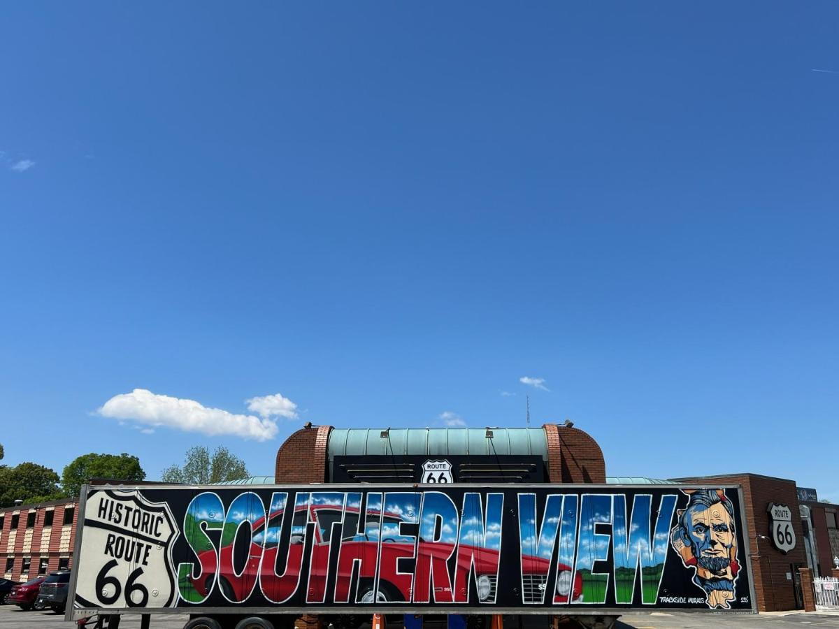 Route 66 Hotel Springfield Illinois - main image