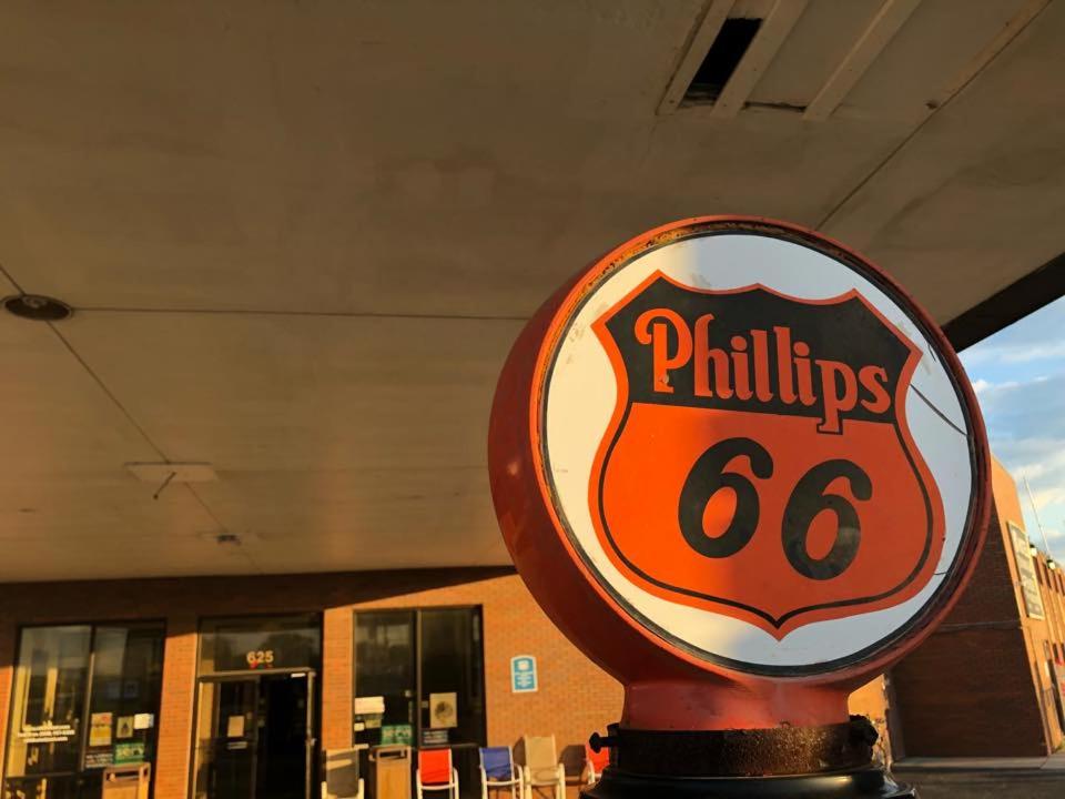 Route 66 Hotel Springfield Illinois - image 2