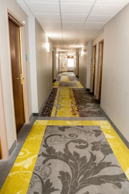 Carpenter Street Hotel - image 9