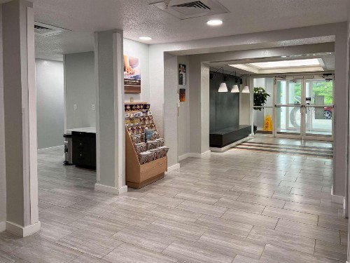 Motel 6-Springfield IL - image 24