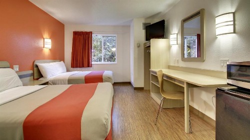 Motel 6-Springfield IL - image 3