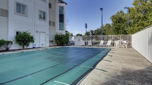Motel 6-Springfield IL - image 7
