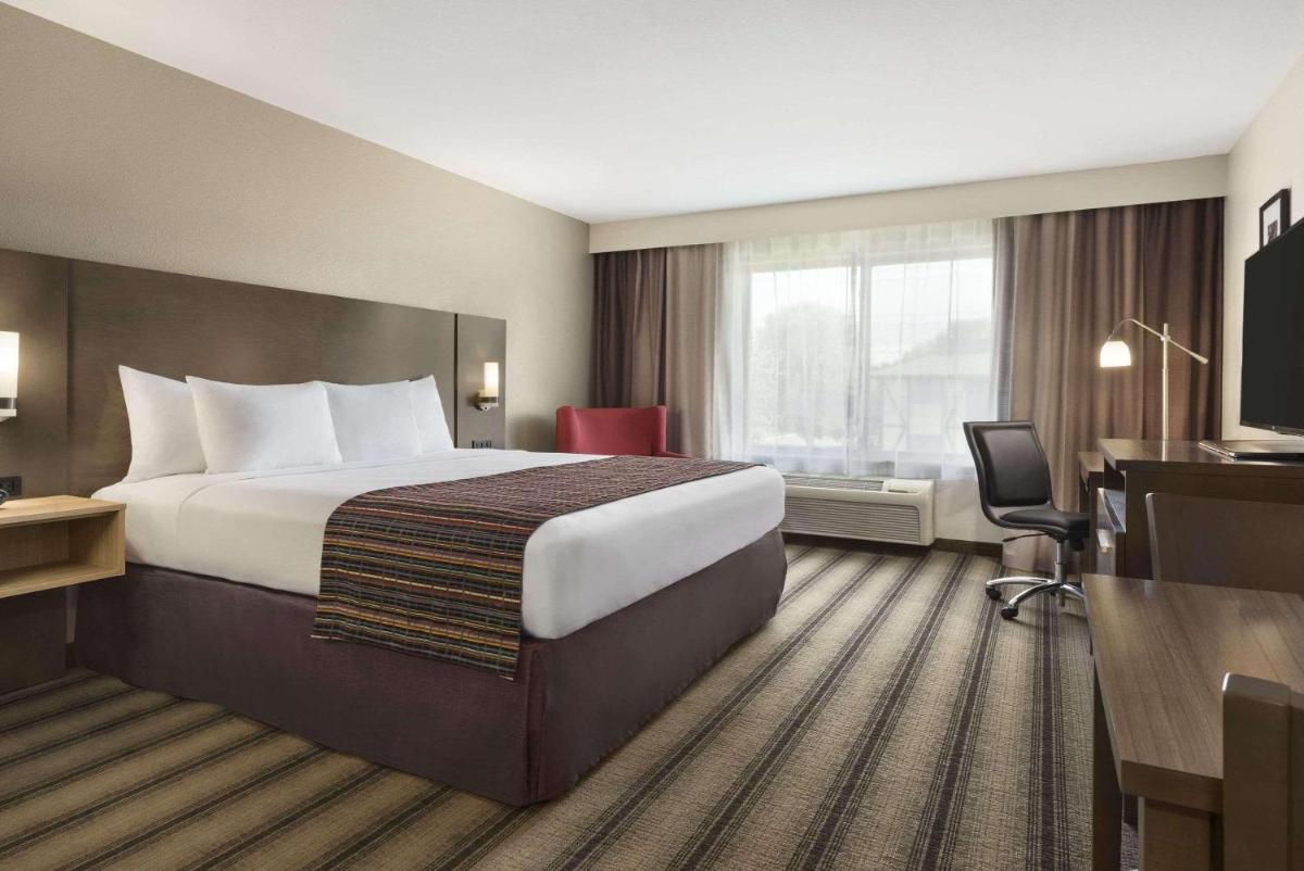 Country Inn & Suites by Radisson Springfield IL - main image