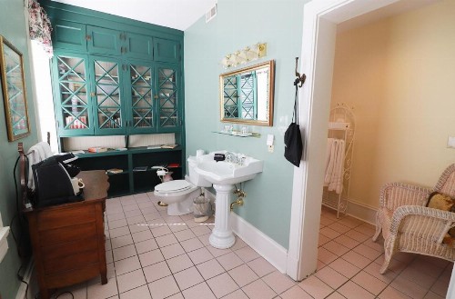 Inn at 835 Boutique Hotel - image 7
