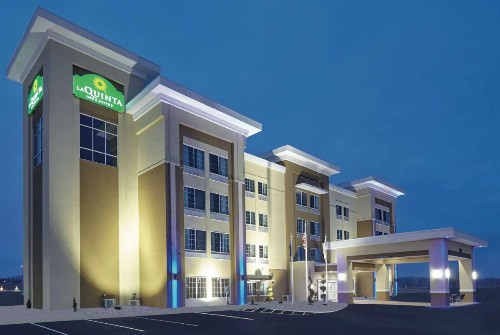 La Quinta by Wyndham Springfield IL - image 1