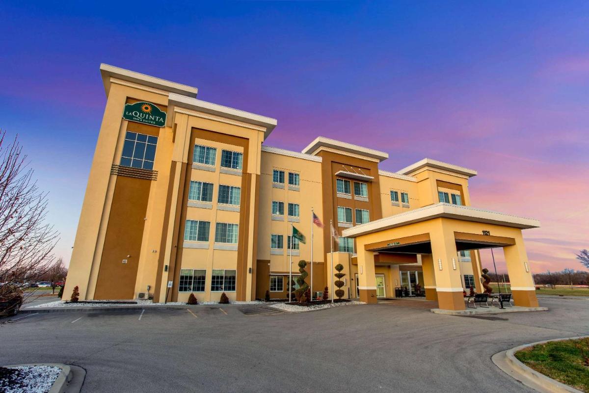 La Quinta by Wyndham Springfield IL - image 3