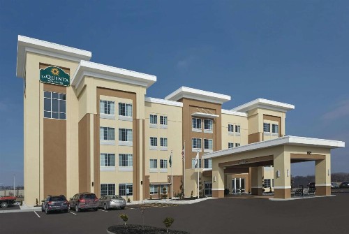 La Quinta by Wyndham Springfield IL - image 33