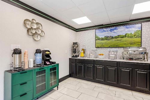 Arbor Suites Medical Mile - image 47