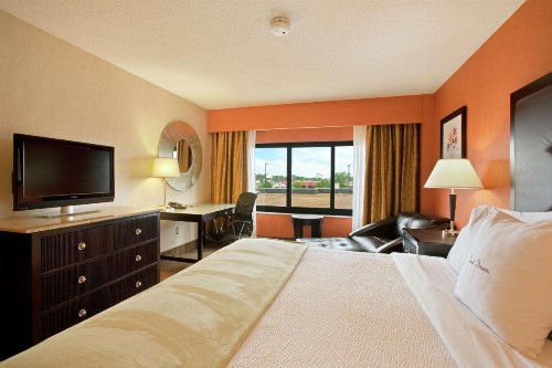 DoubleTree by Hilton Springfield - image 14